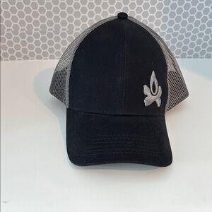 Camp Chef Men’s Cap Trucker Cap Gray & Black Campfire Logo Adj Strap Mesh